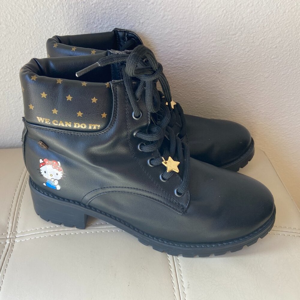 LOLY IN THE SKY X HELLO KITTY COMBAT LACE BOOTS SZ 8.5